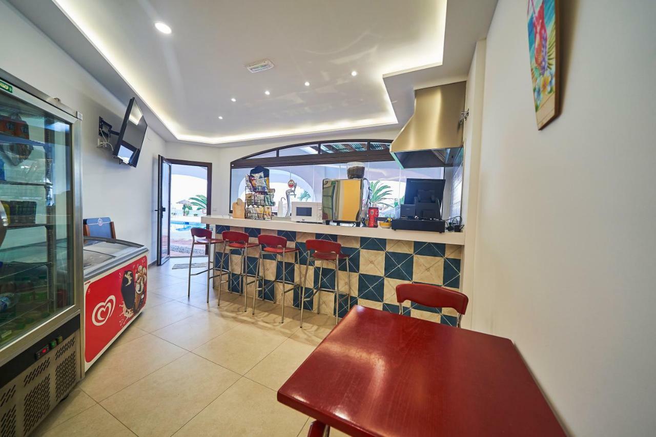 Hotel Bajamar Ancladero Playa ネルハ エクステリア 写真